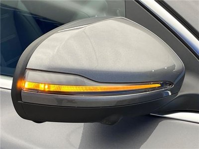 MERCEDES-BENZ GLA - 5