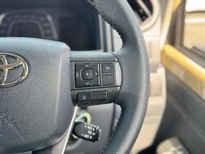 2025 Toyota LAND CRUISER 70 — миниатюра 61