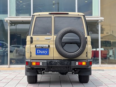 2025 Toyota LAND CRUISER 70 — миниатюра 31