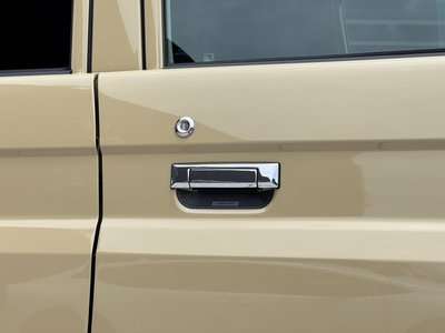 2025 Toyota LAND CRUISER 70 — миниатюра 26