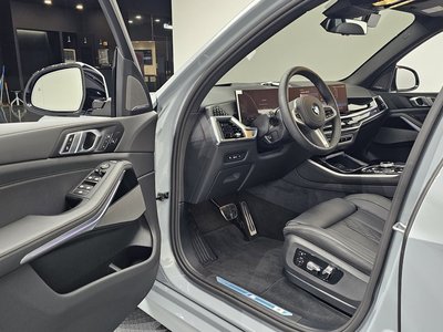 2026 BMW X5 缩略图 13
