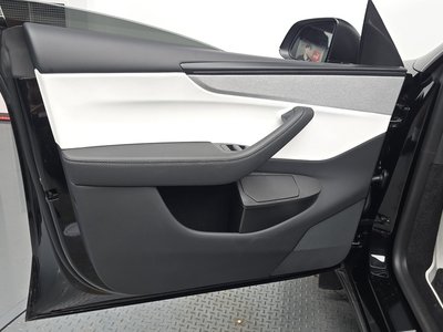 2026 Tesla MODEL Y — миниатюра 14