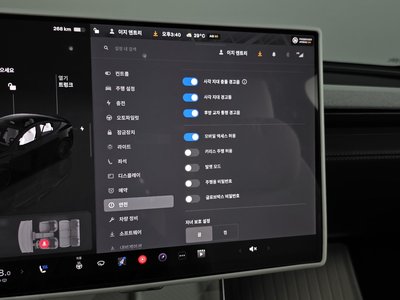 2026 Tesla MODEL Y — миниатюра 22
