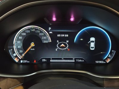 GENESIS G80 (RG3) - 10
