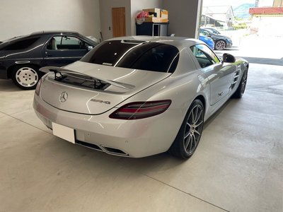 صورة 9 لـ 2010 Mercedes-BENZ SL AMG