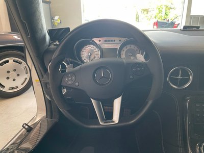صورة مصغرة 16 لـ 2010 Mercedes-BENZ SL AMG