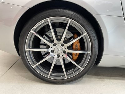 صورة 10 لـ 2010 Mercedes-BENZ SL AMG