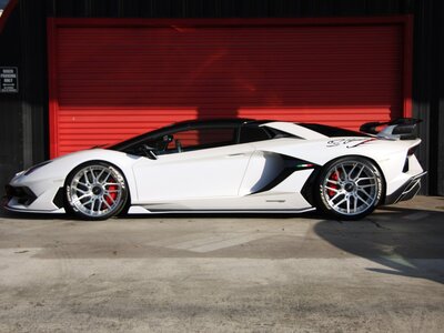 LAMBORGHINI AVENTADOR ROADSTER - 9