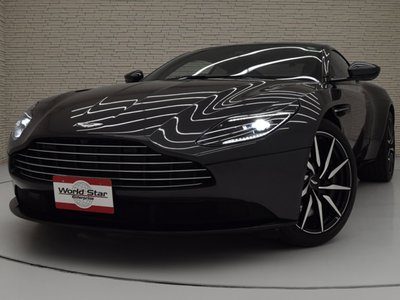 ASTON MARTIN DB11 - 10