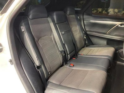 صورة 9 لـ 2021 Lexus RX