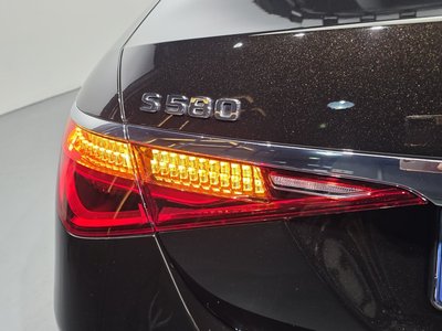 صورة 10 لـ 2021 Mercedes-BENZ S-CLASS