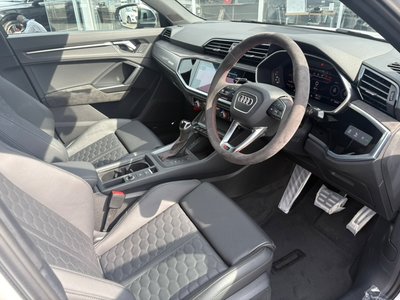 2022 AUDI RS Q3 thumbnail 42