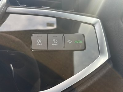 2022 AUDI RS Q3 thumbnail 34