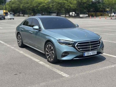 MERCEDES-BENZ E-CLASS - 1