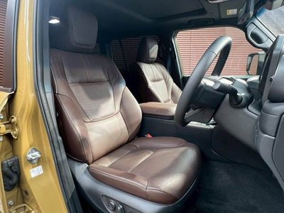 TOYOTA LAND CRUISER 250 - 7