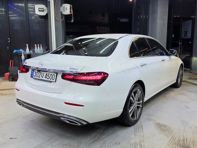 2022 Mercedes-BENZ E-CLASS — фото 3