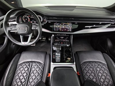 AUDI Q8 - 5