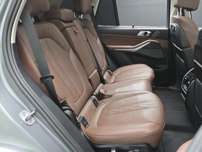 2023 BMW X5 — миниатюра 17
