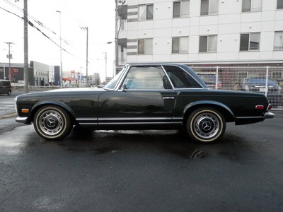 MERCEDES-BENZ SL - 10