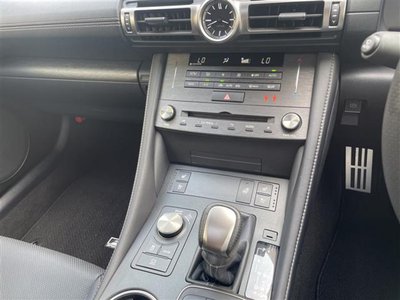 2025 Lexus RC — миниатюра 13