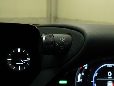صورة مصغرة 66 لـ 2024 Lexus ES