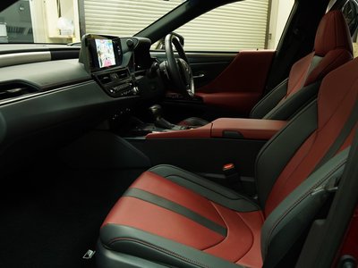 صورة مصغرة 47 لـ 2024 Lexus ES