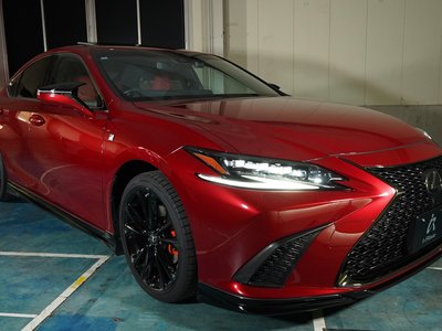صورة مصغرة 11 لـ 2024 Lexus ES