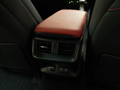 صورة مصغرة 41 لـ 2024 Lexus ES
