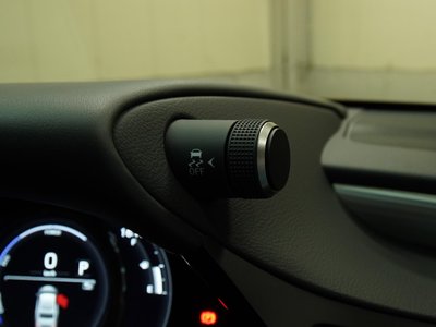 صورة مصغرة 65 لـ 2024 Lexus ES