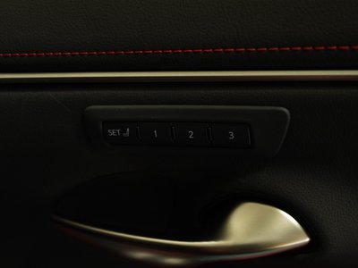 صورة مصغرة 29 لـ 2024 Lexus ES