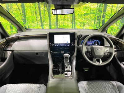 TOYOTA ALPHARD - 2