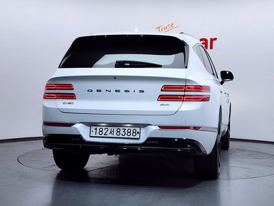 GENESIS GV80 - 3