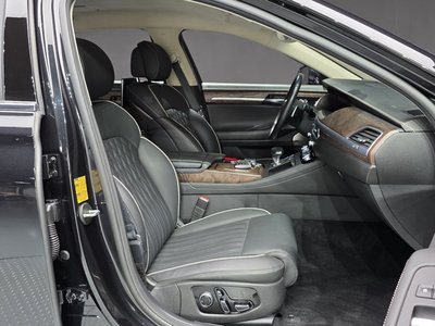 2021 Genesis G90 — миниатюра 16