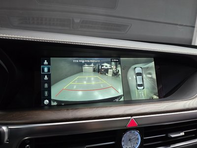 2021 Genesis G90 — миниатюра 21