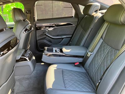 AUDI A8 - 10