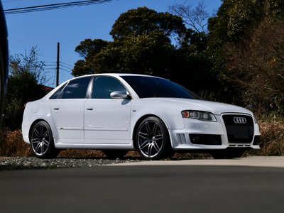 AUDI RS4 - 2