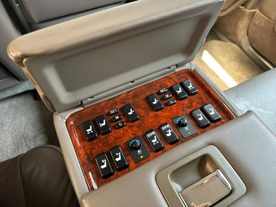 2006 Toyota CENTURY thumbnail 31
