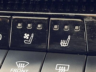 TOYOTA LAND CRUISER 250 - 8