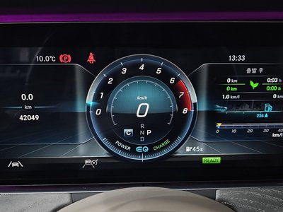 MERCEDES-BENZ CLS - 8