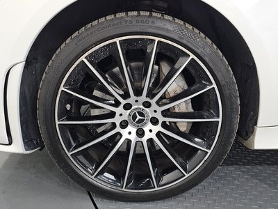 MERCEDES-BENZ CLS - 6