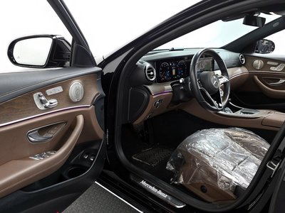 MERCEDES-BENZ E-CLASS - 10