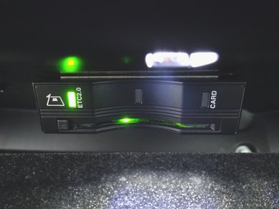 LAND ROVER RANGE ROVER VELAR - 10