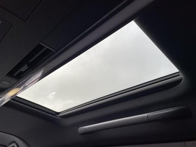 2024 Toyota ALPHARD photo 8