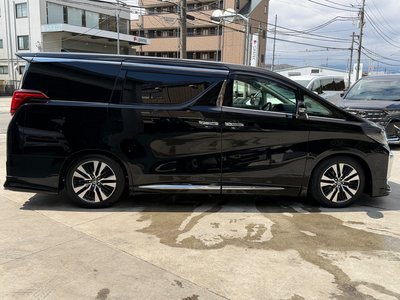 TOYOTA ALPHARD - 3