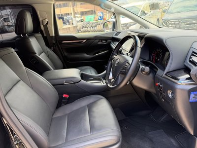 TOYOTA ALPHARD - 9