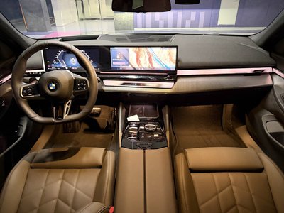 BMW 5 SERIES - 7
