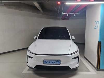 2026 Tesla MODEL Y — фото 1