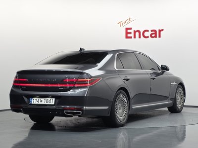 2020 Genesis G90 — фото 3