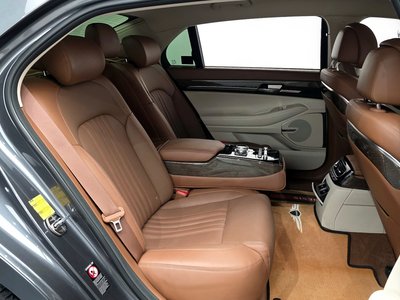 2020 Genesis G90 — миниатюра 12