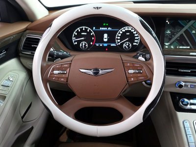 2020 Genesis G90 — миниатюра 14